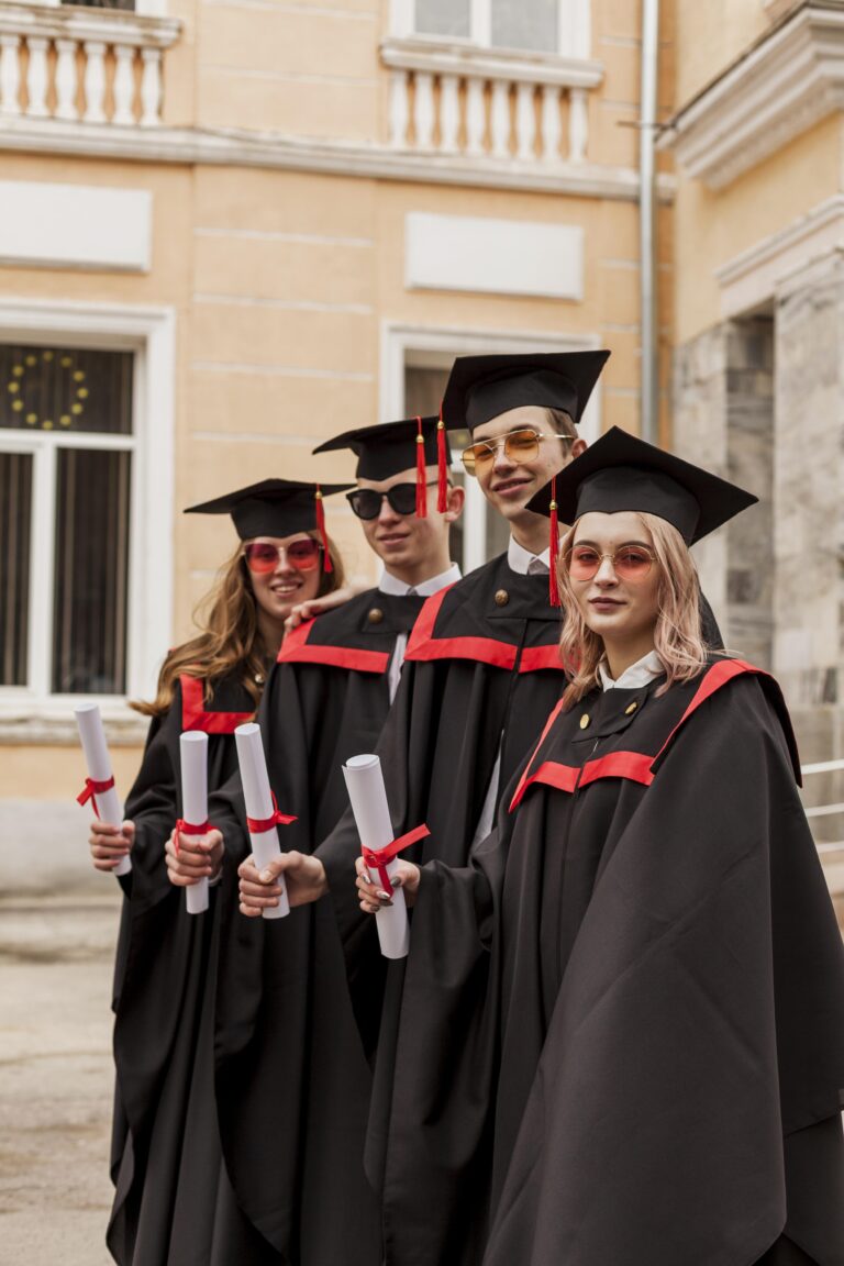 Graduation Party: Celebrate Success in Style with Yalseh